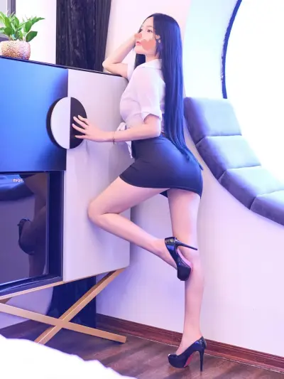 (GÁI GỌI CẦU DIỄN) KHÁNH VÂN - NGƯỜI ĐẸP DÁNG CAO, BODY CÂN ĐỐI, MU TO MÔNG BỰ