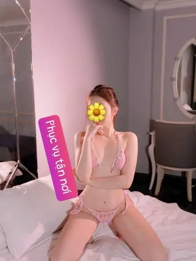 LINH KA - GÁI NON MÌNH DÂY BODY NHÌN LÀ THÈM